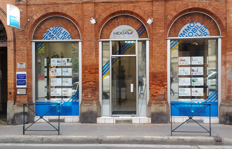 Vitrine de l'agence immobilière Hexia